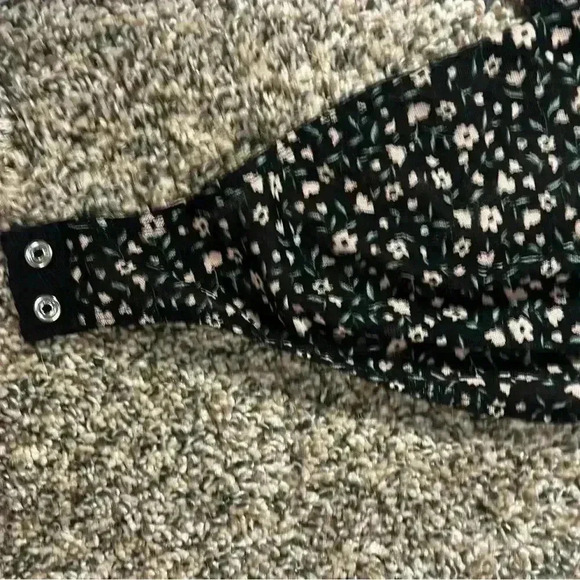 Forever 21 sheer floral bodysuit - Picture 8 of 8